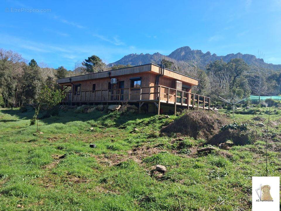 Maison à CARBUCCIA