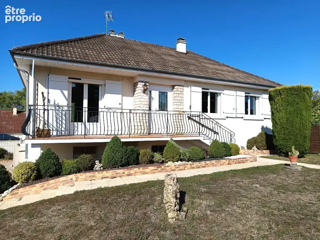Maison à FOURCHAMBAULT