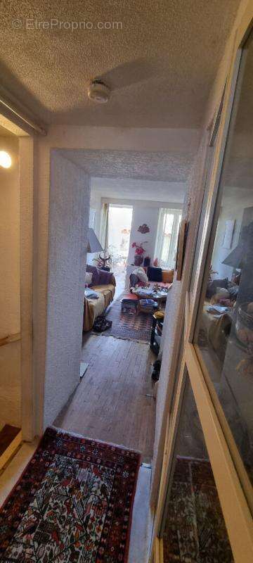 Maison à ROCHEMAURE