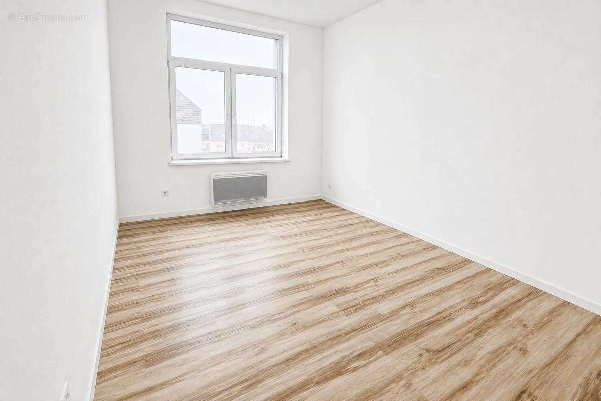 Appartement à PUTTELANGE-AUX-LACS