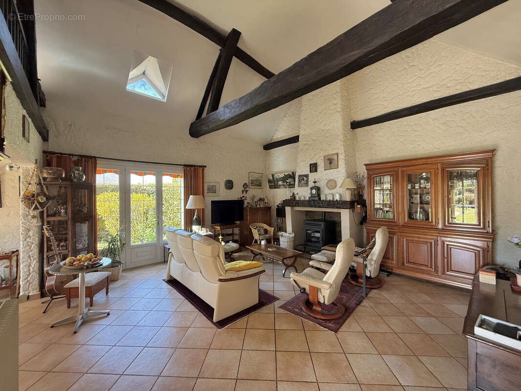 Maison à VERETZ