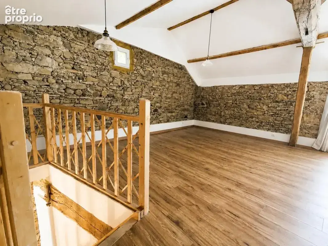 Propriété d'exception aux multiples possibilités - 384 m² - photo 16