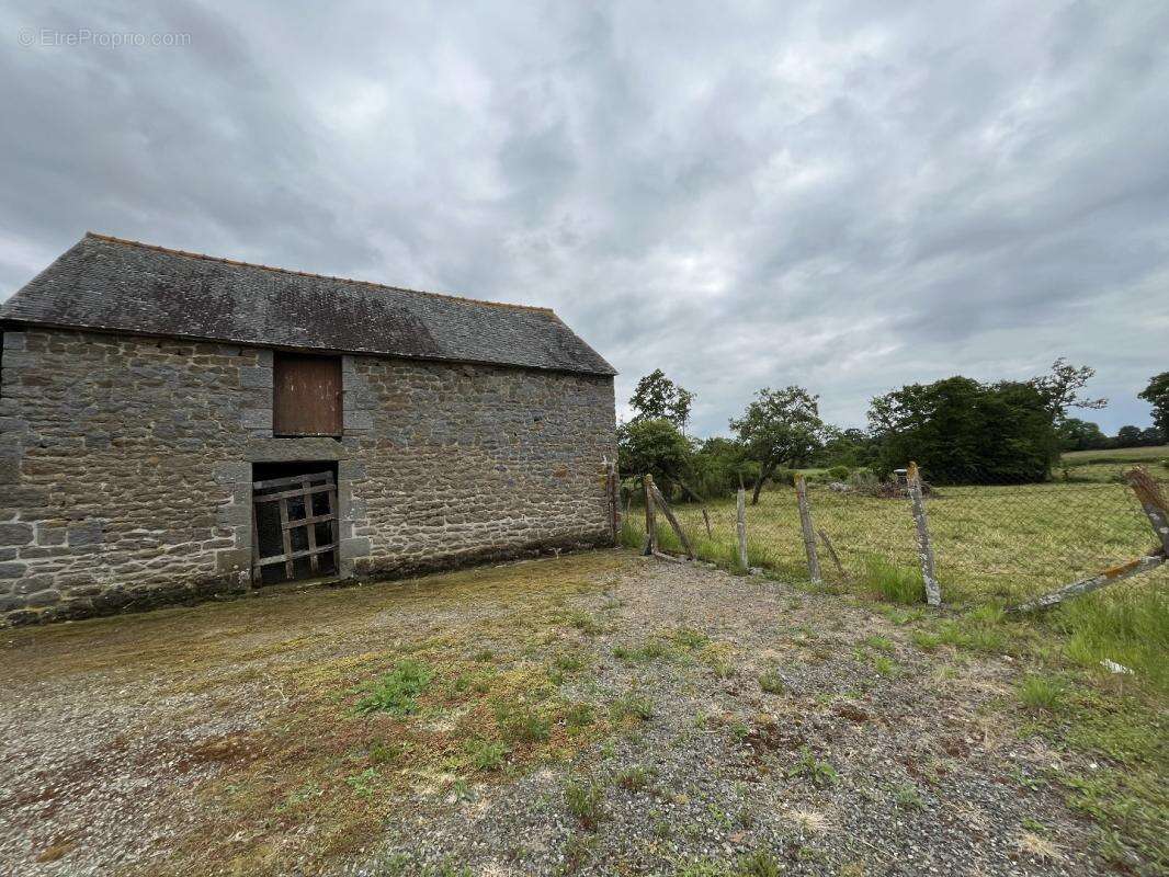 Maison à SAINT-PIERRE-DE-PLESGUEN