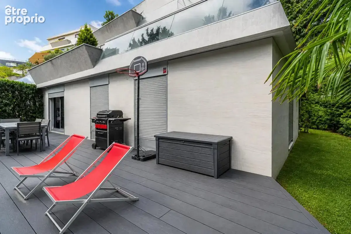 Appartement Saint-Cloud – Val d’Or – 151 m² – 4 chambres – Jardin & terrasse – Parking – Cave - photo 12