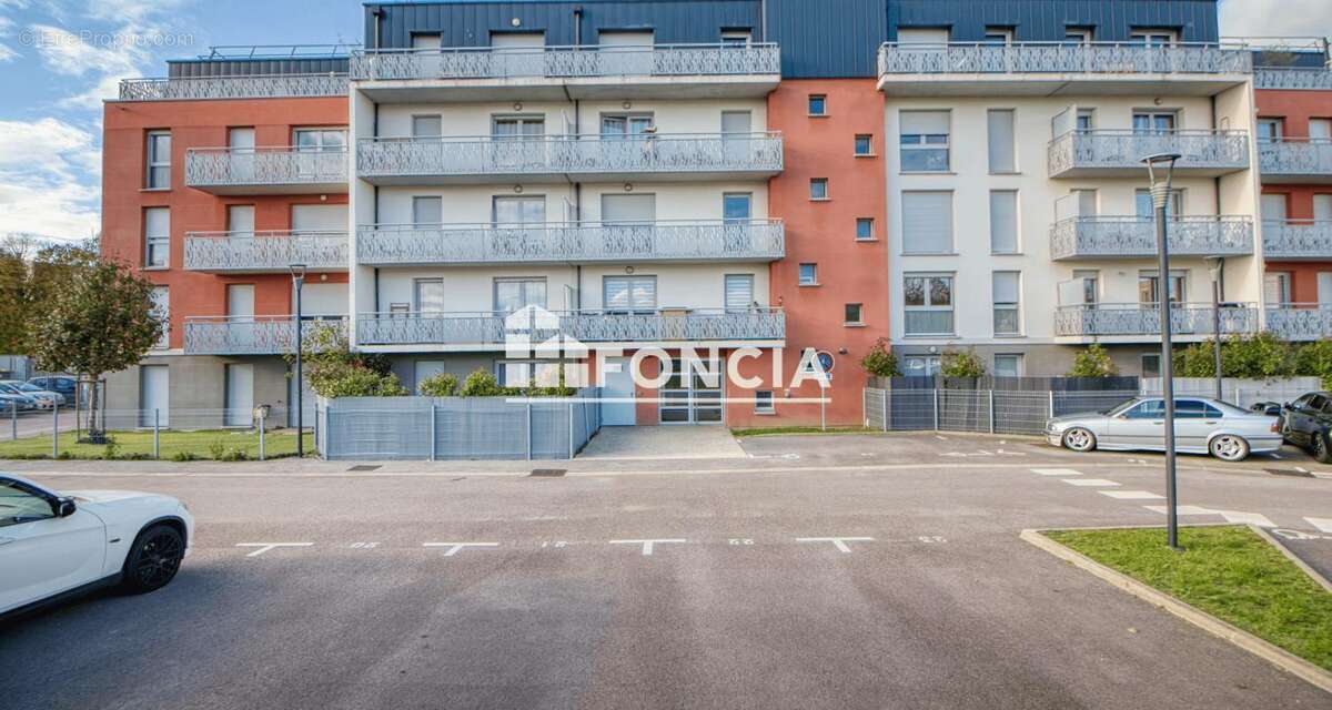 Appartement à AUBERGENVILLE