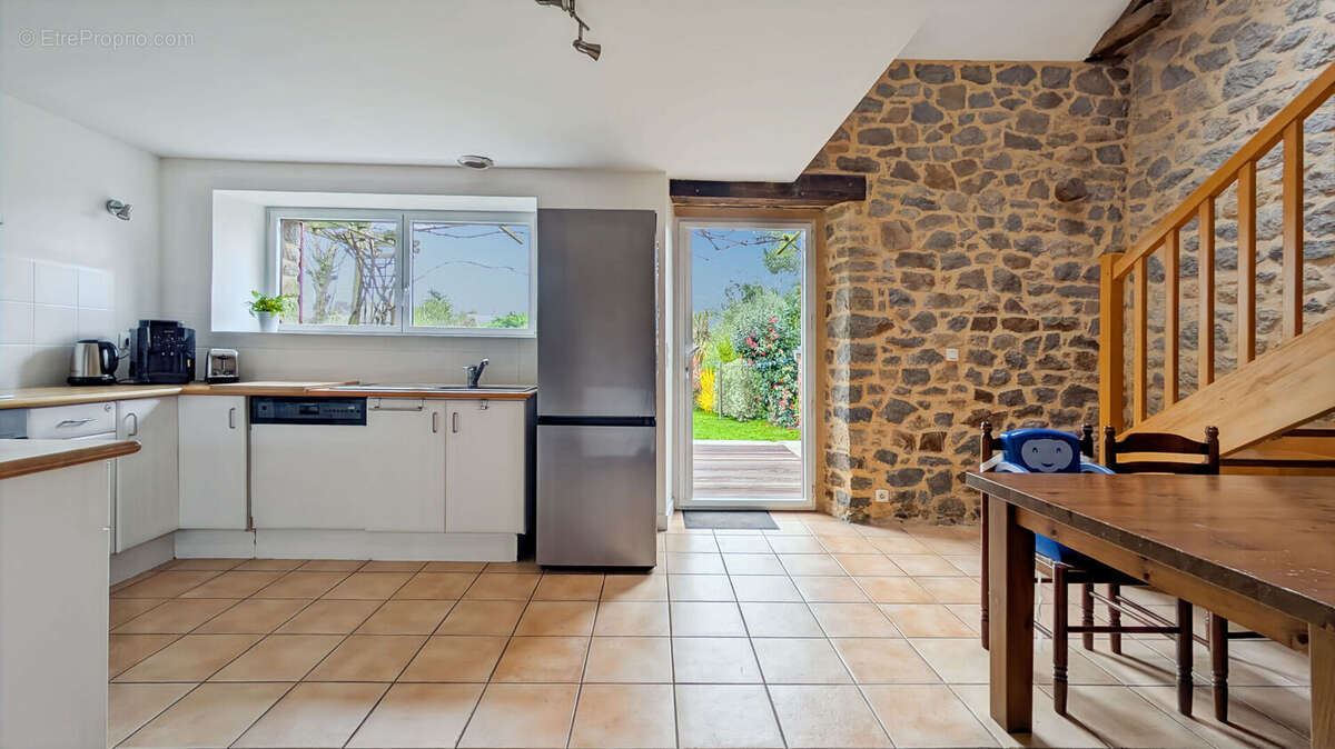 Maison à DINGE