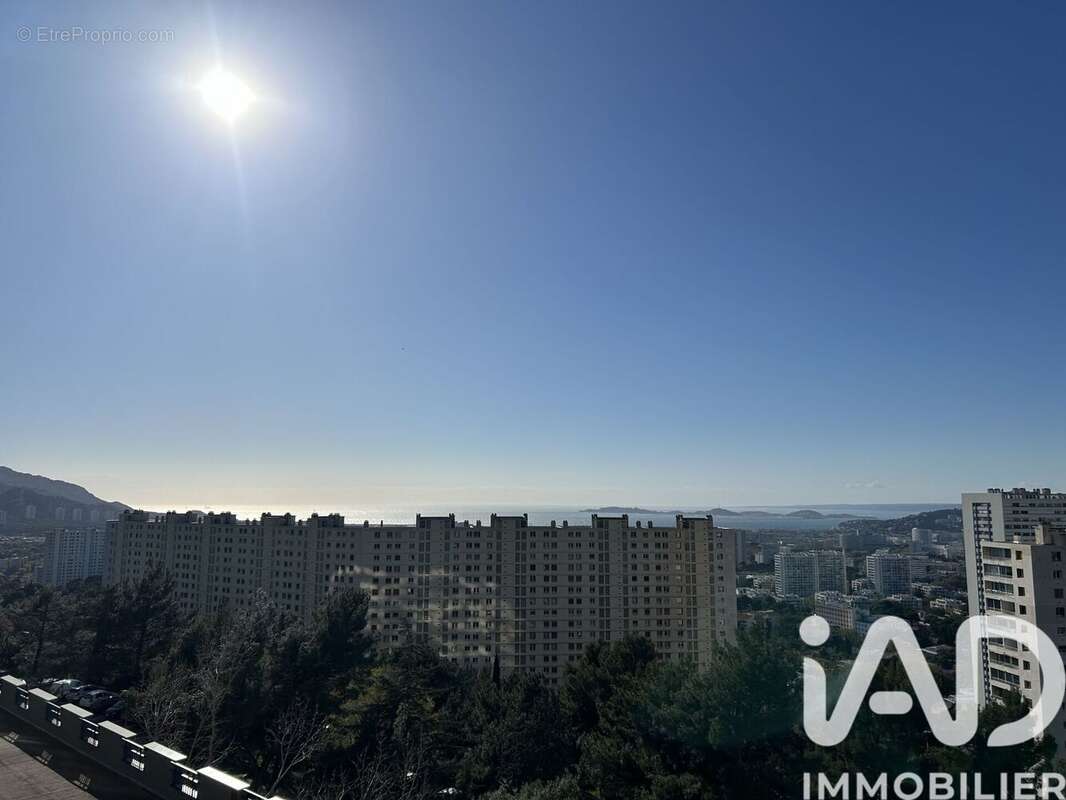 Photo 2 - Appartement à MARSEILLE-9E