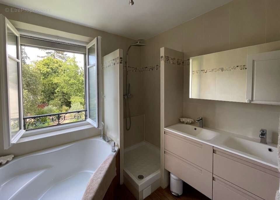 Maison 120 m² à Versailles  - photo 8