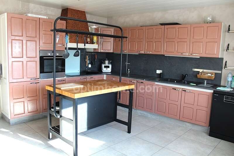 Maison à POURU-SAINT-REMY