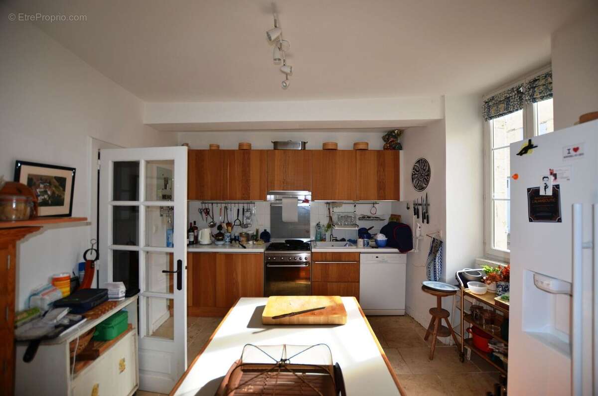 054 - Maison à MONTREAL