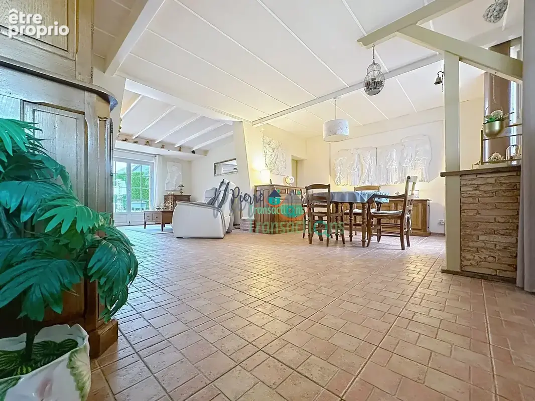 Maison 5 pièces 140 m² à vendre à Lillebonne (76170) - photo 3