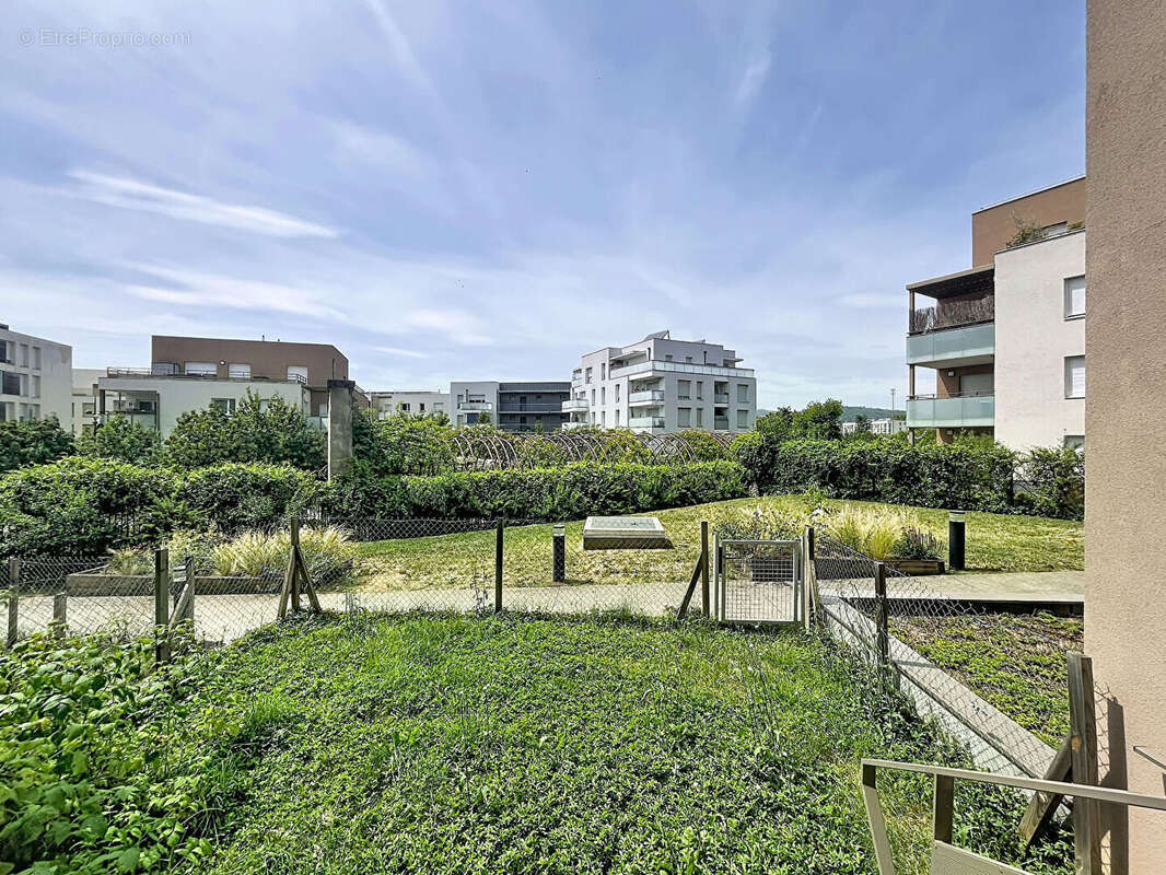 Appartement à CALUIRE-ET-CUIRE