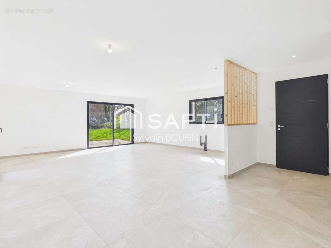 Maison 125 m² à Toussieux  - photo 4