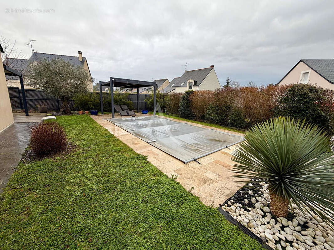 Maison à SAINT-SYLVAIN-D'ANJOU