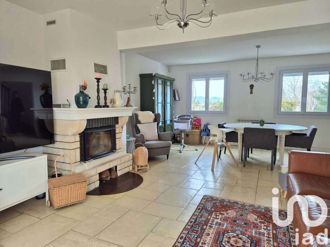 Photo 8 - Maison à SAULX-LES-CHARTREUX