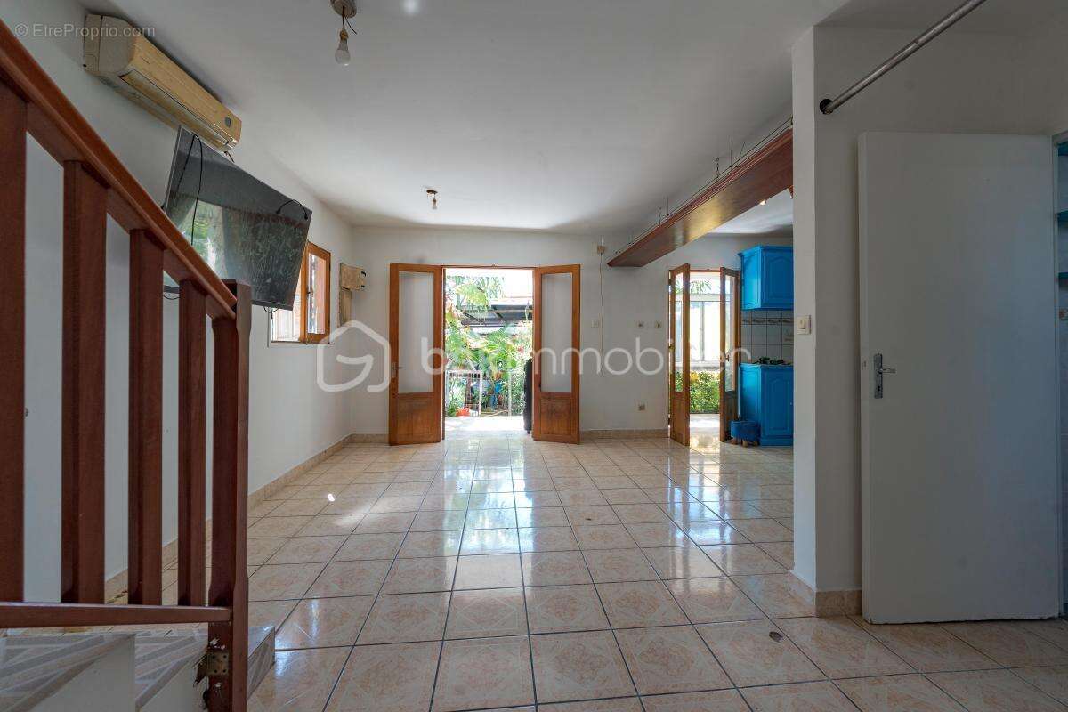 À vendre - Maison à Saint-André - photo 5