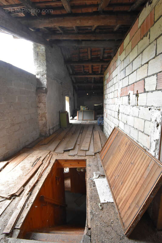 Maison à MAXEY-SUR-VAISE