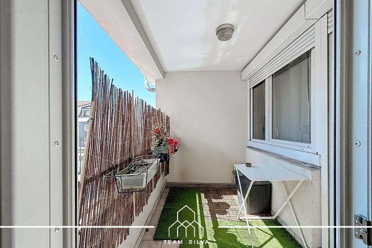 Appartement à FEYZIN