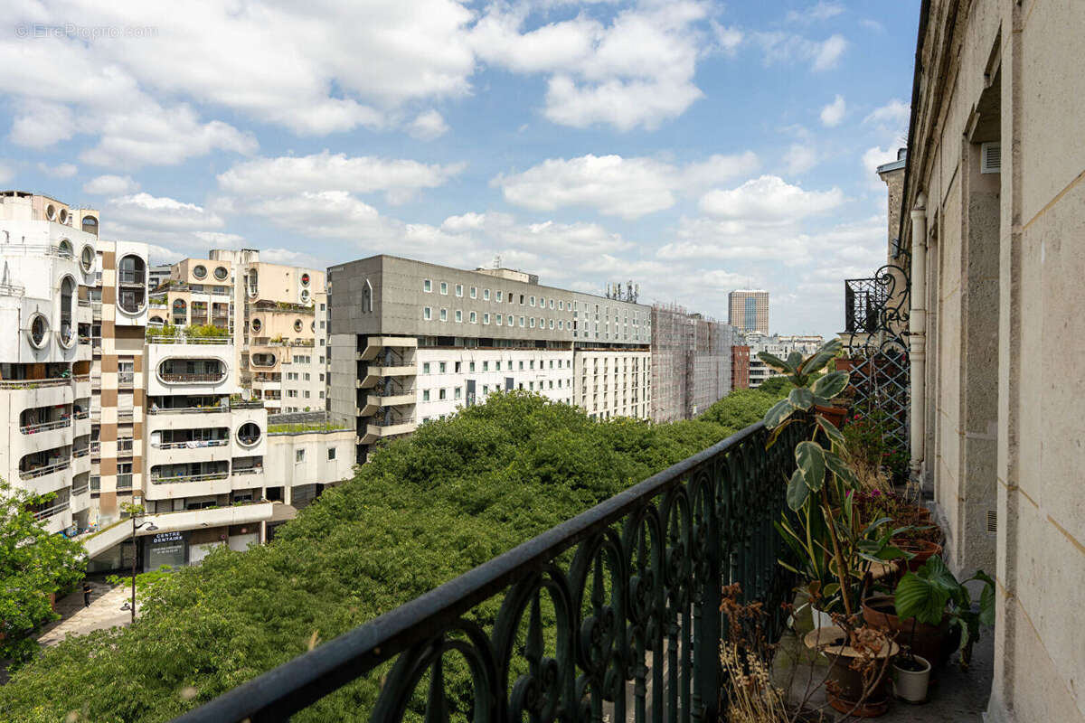 Appartement à PARIS-19E