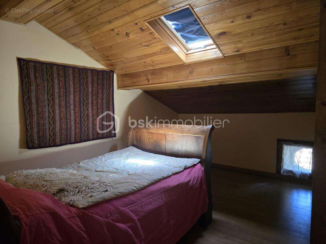 Authentique Maison 175 m2 de caractère avec grand terrain de 2 377 m² au Teil - photo 18