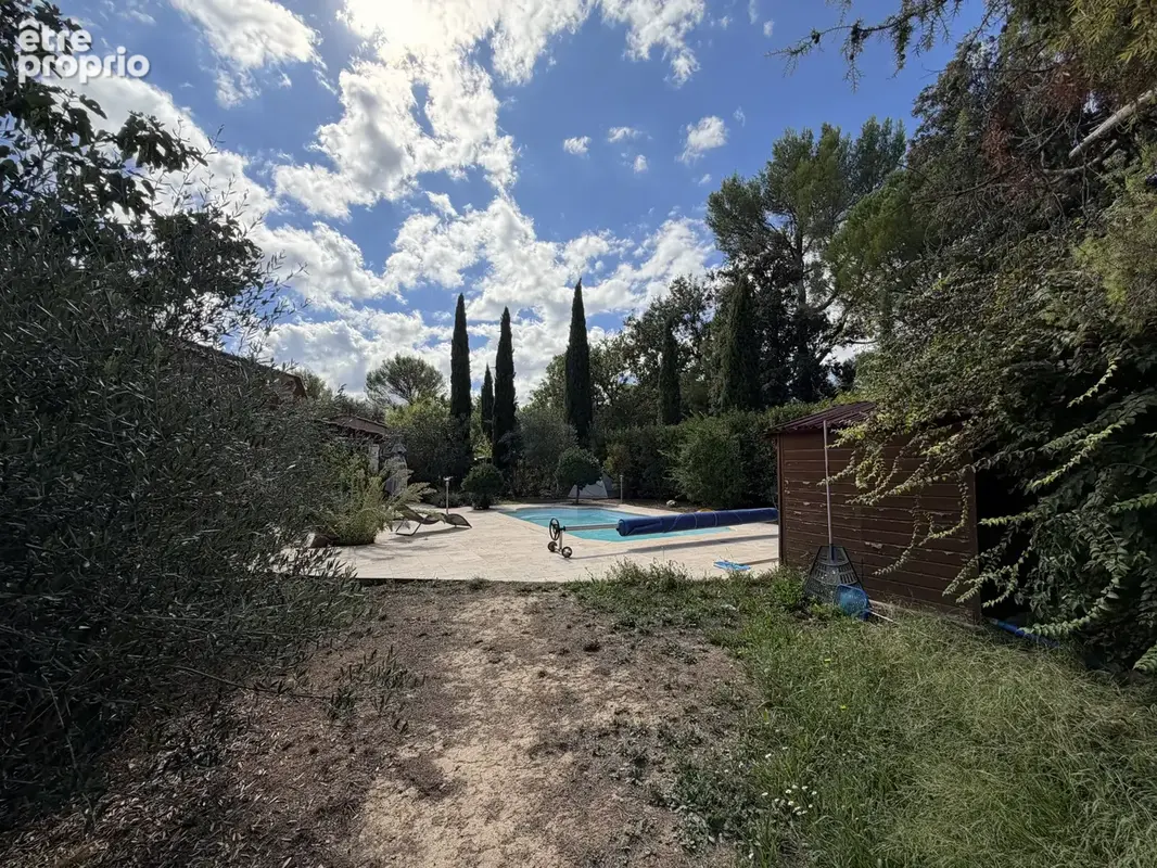 A vendre villa t4 avec piscine et garage saint maximin la sainte baume  - 83470 - photo 11