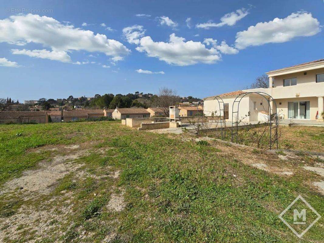 Maison à MARSEILLE-12E