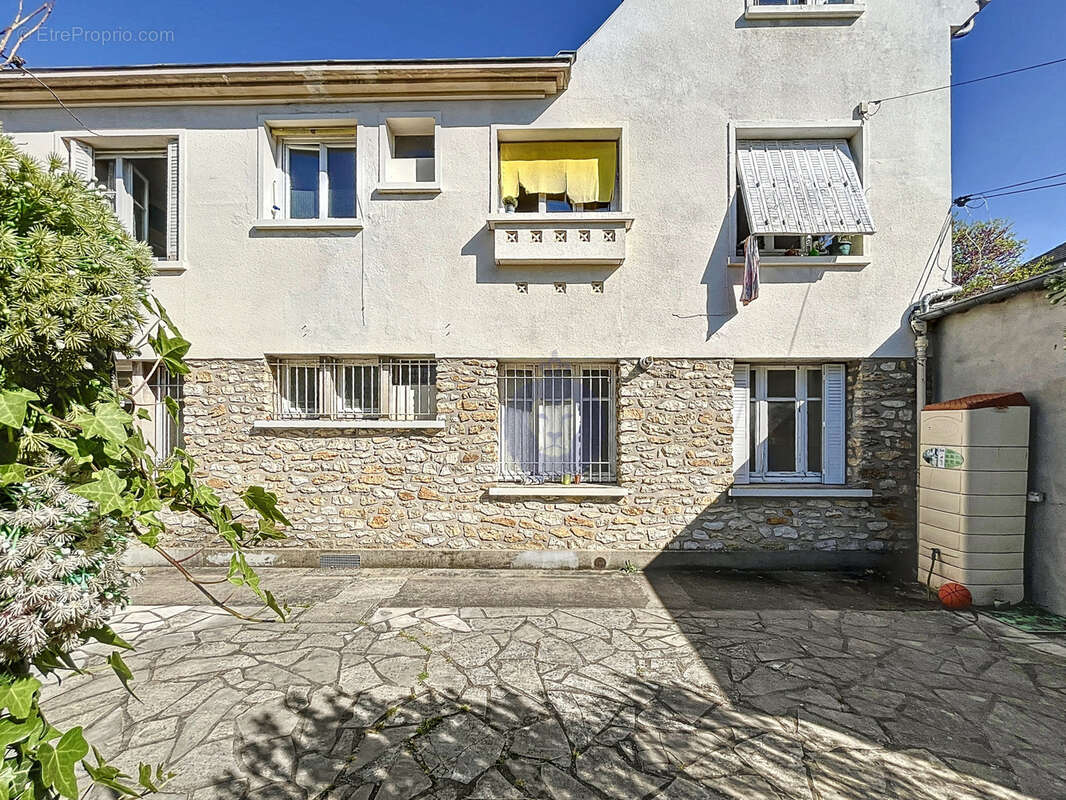 Maison à MELUN