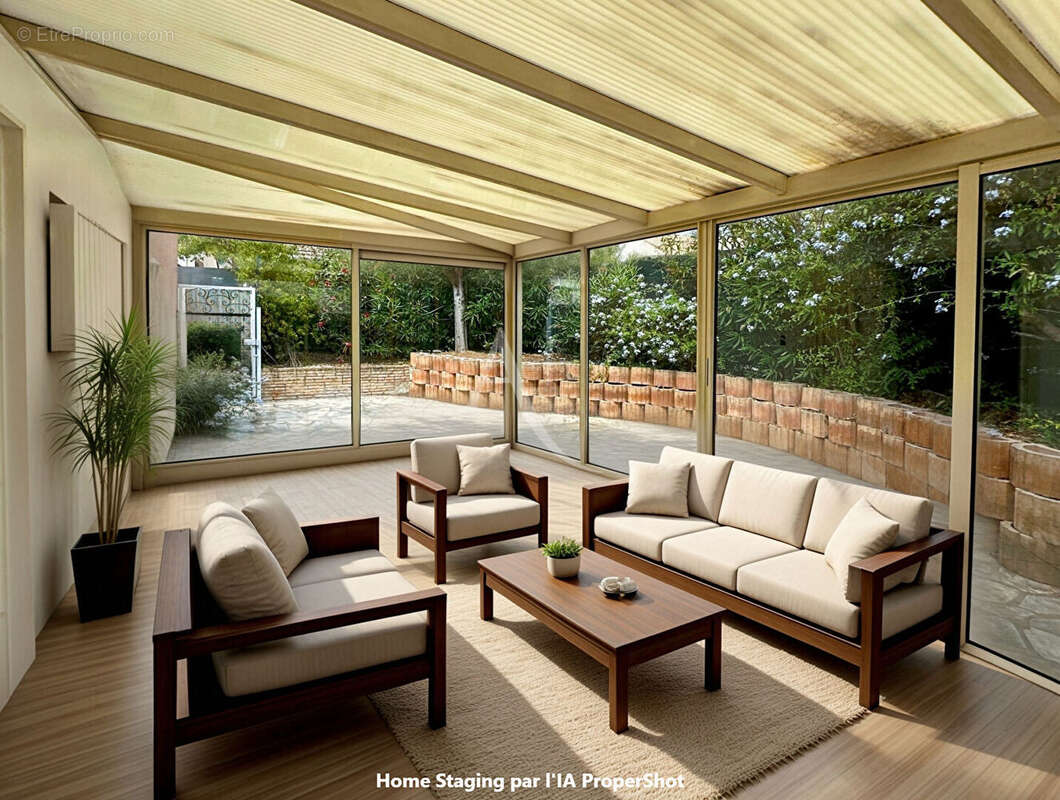 Maison à LA VALETTE-DU-VAR