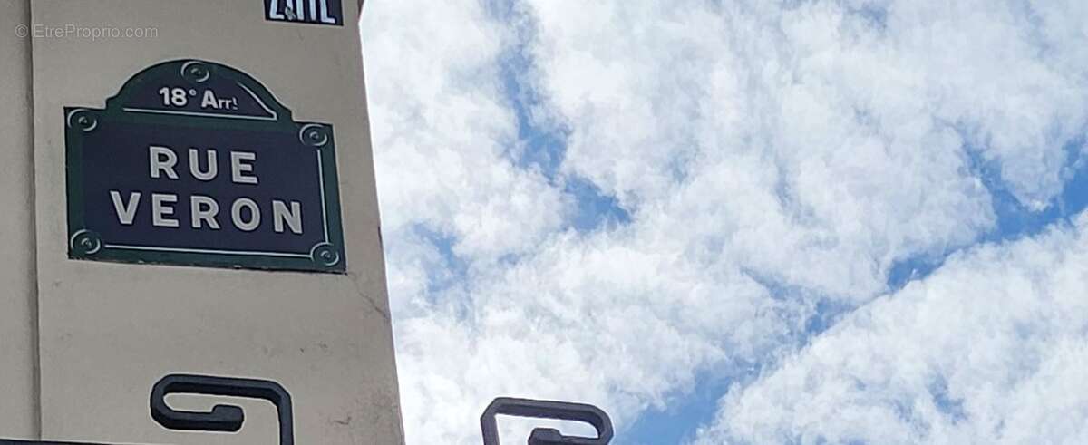 Appartement à PARIS-18E