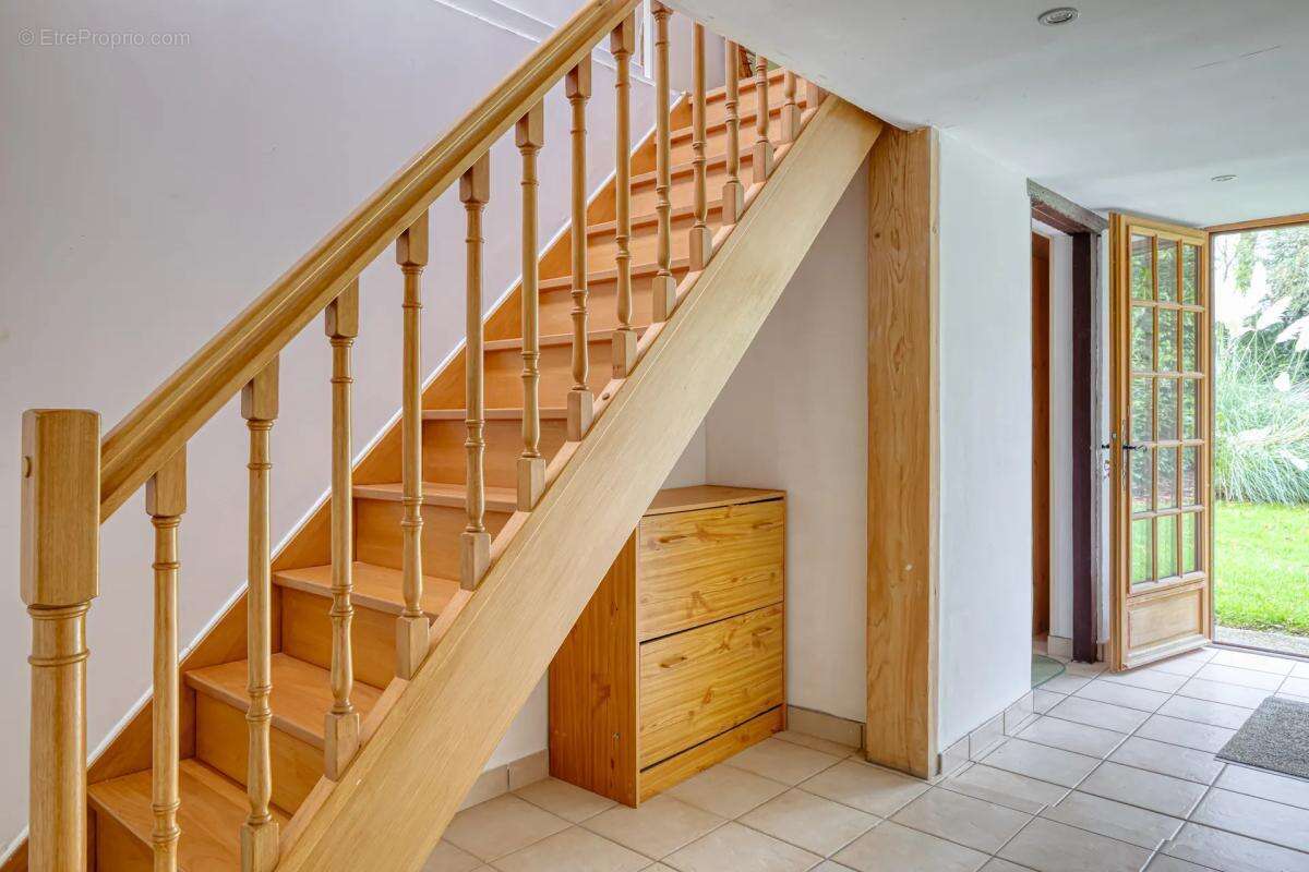 Maison à BIVILLE-LA-RIVIERE