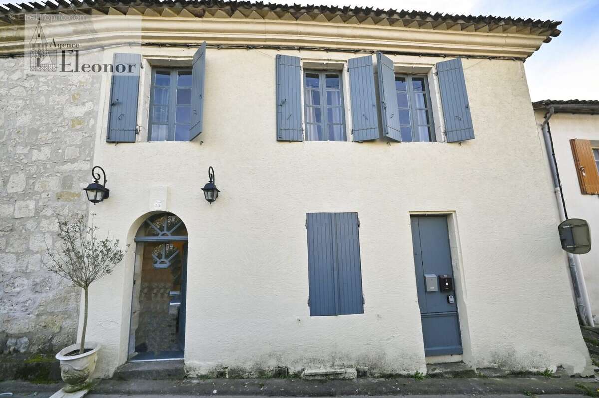 Maison à LAUZUN