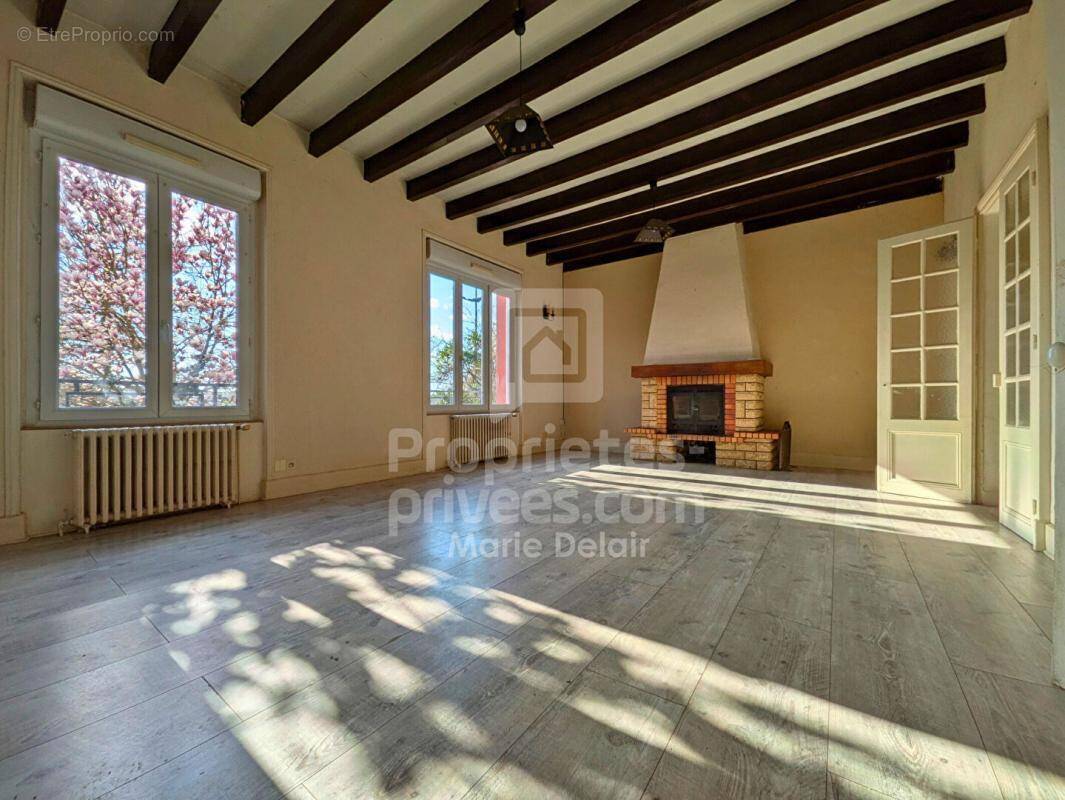 Maison à POUILLY-SUR-LOIRE