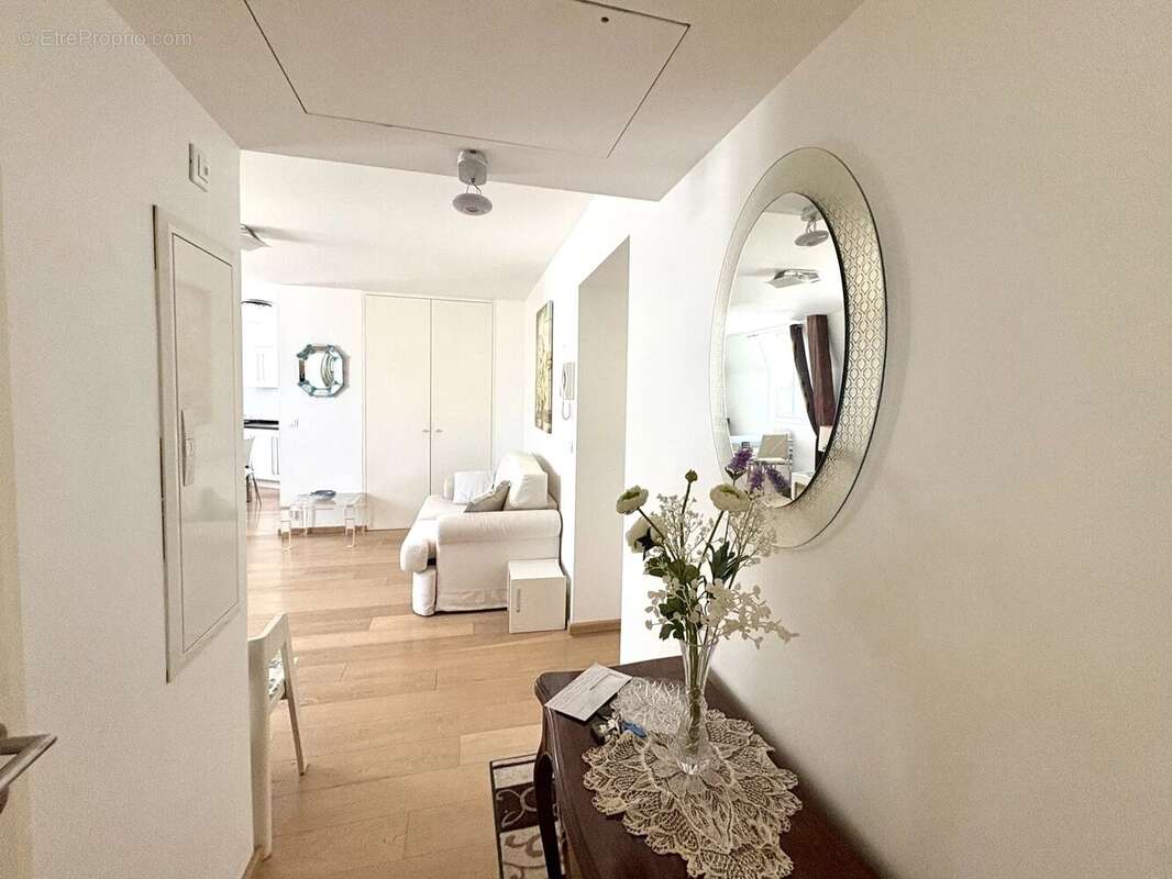 Appartement à BEAULIEU-SUR-MER