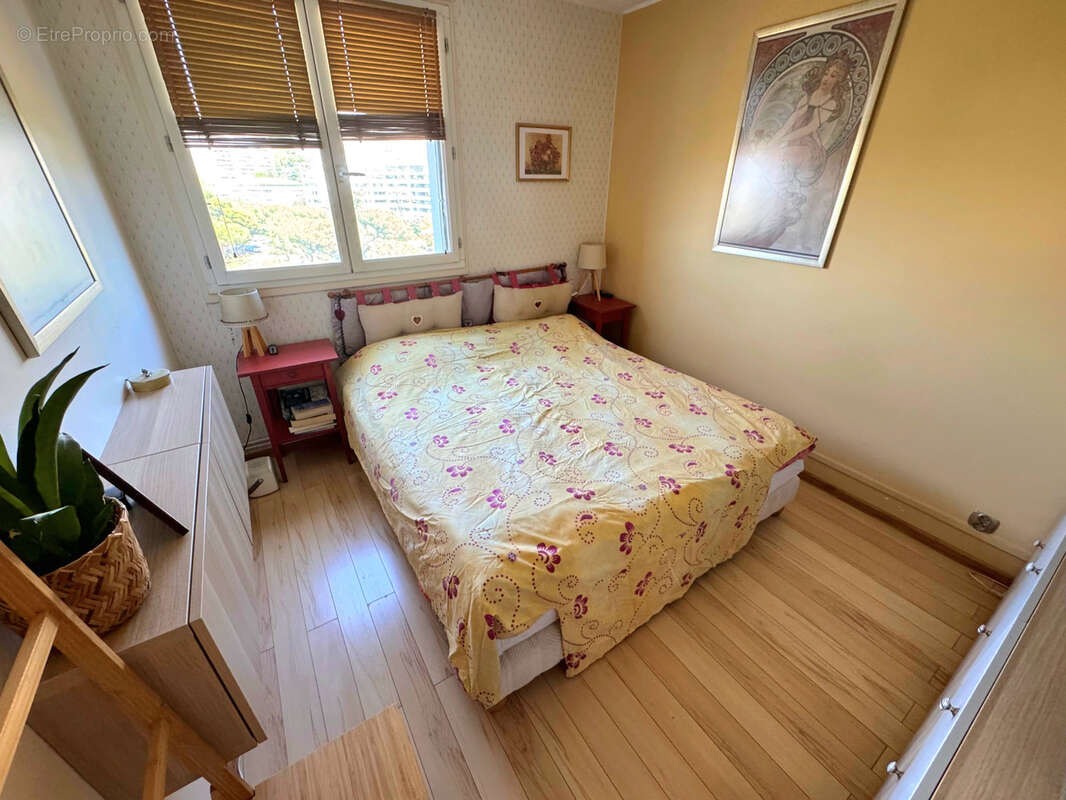 Appartement à MARSEILLE-9E