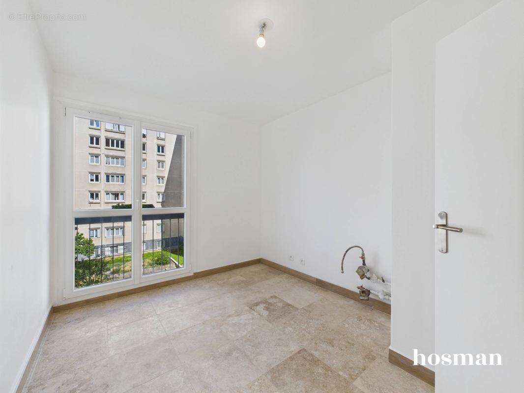 Appartement à PARIS-19E