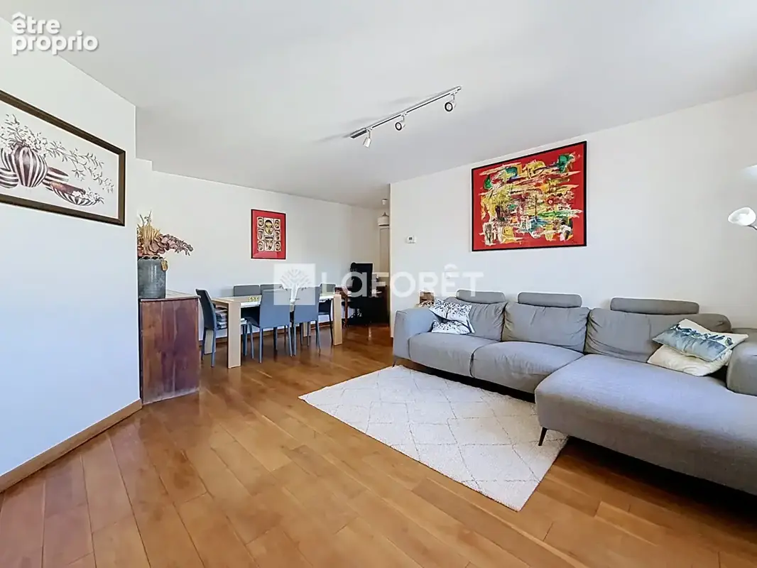 Photo Appartement à Le Plessis-Robinson au prix de 399 000€