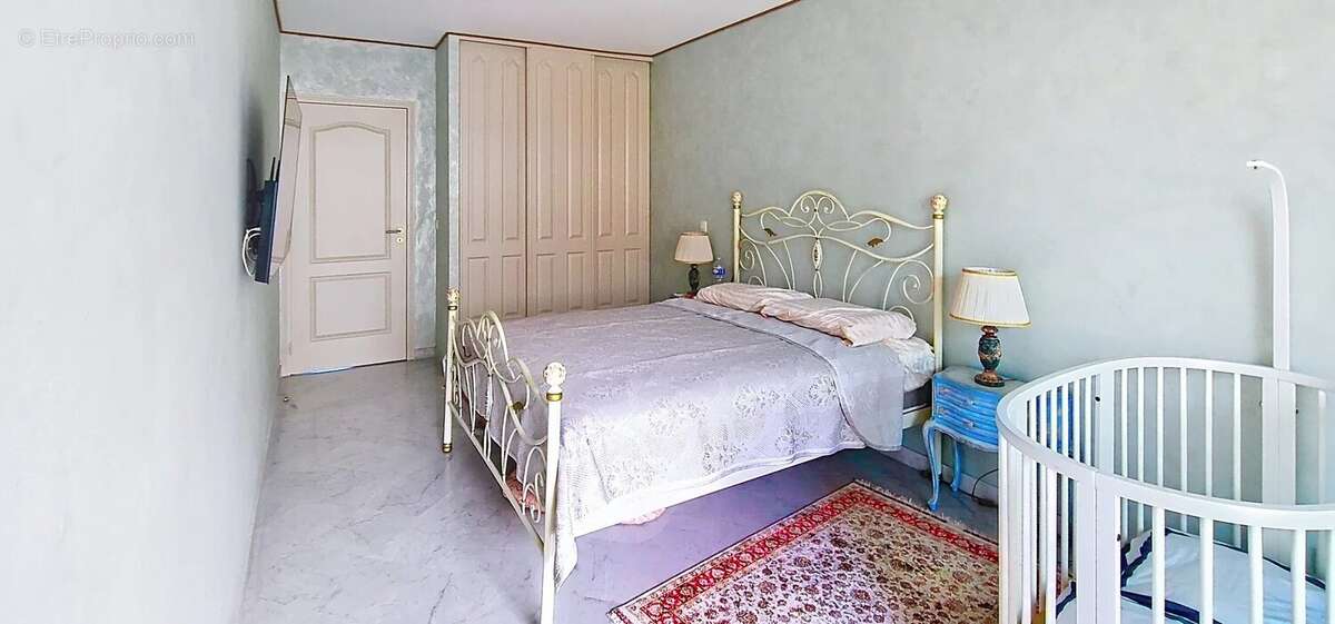Appartement à MENTON