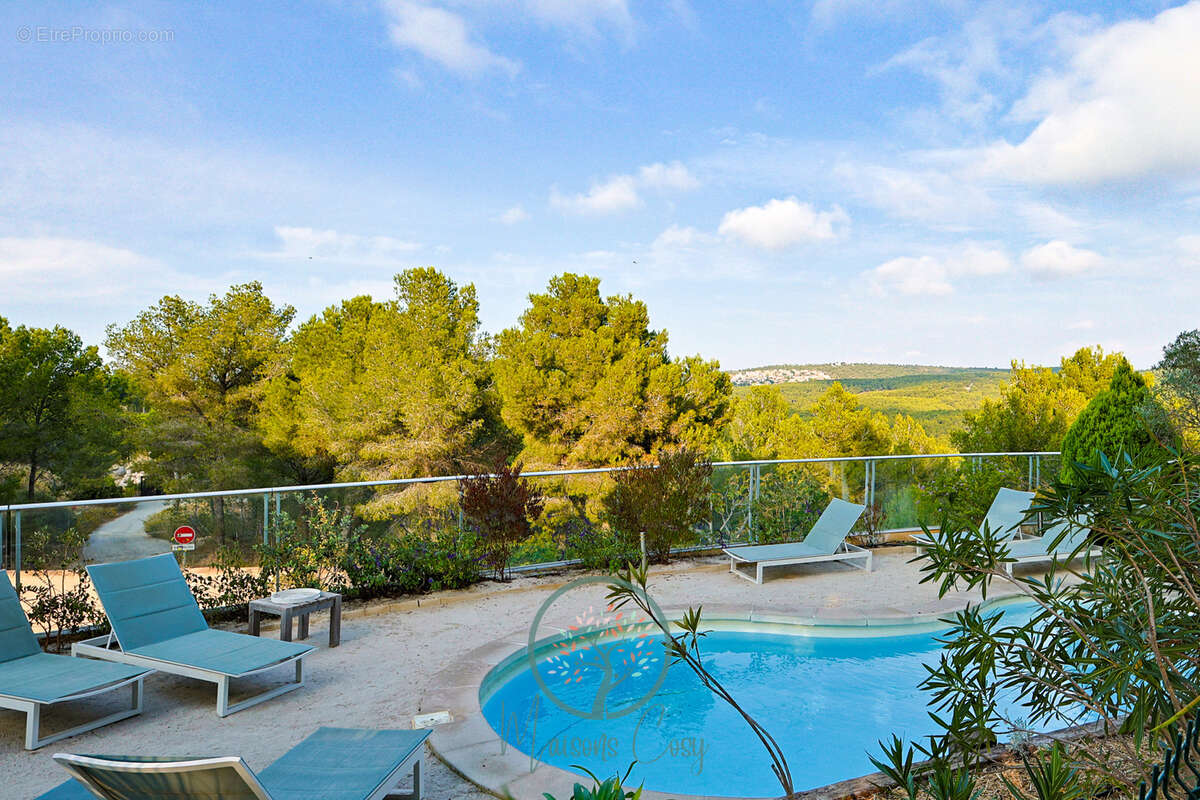 Maison à ENSUES-LA-REDONNE