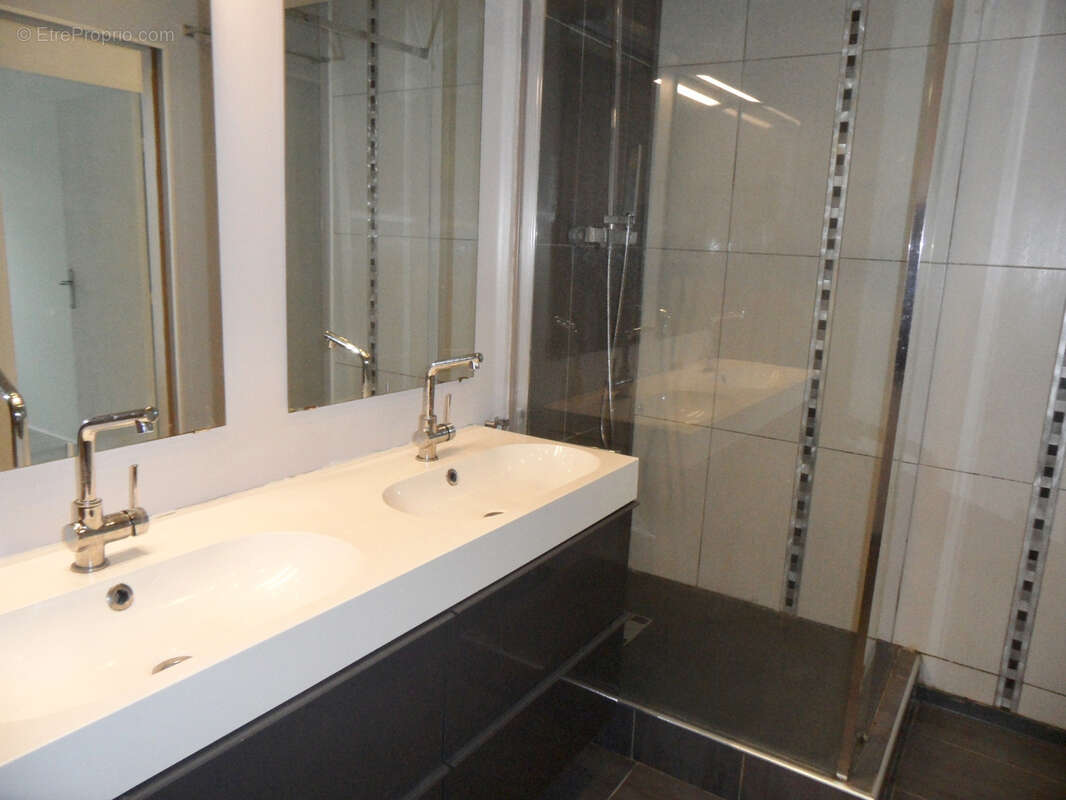 Appartement à MARSEILLE-11E