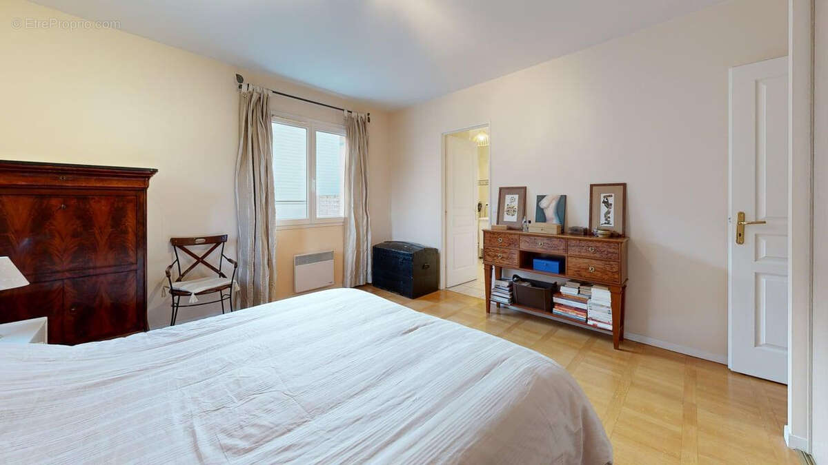 Maison à NANTERRE