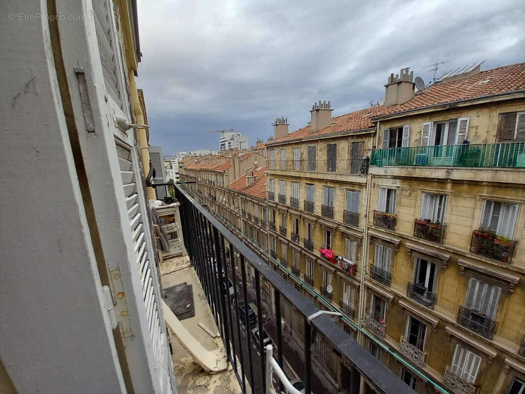 Appartement à MARSEILLE-2E