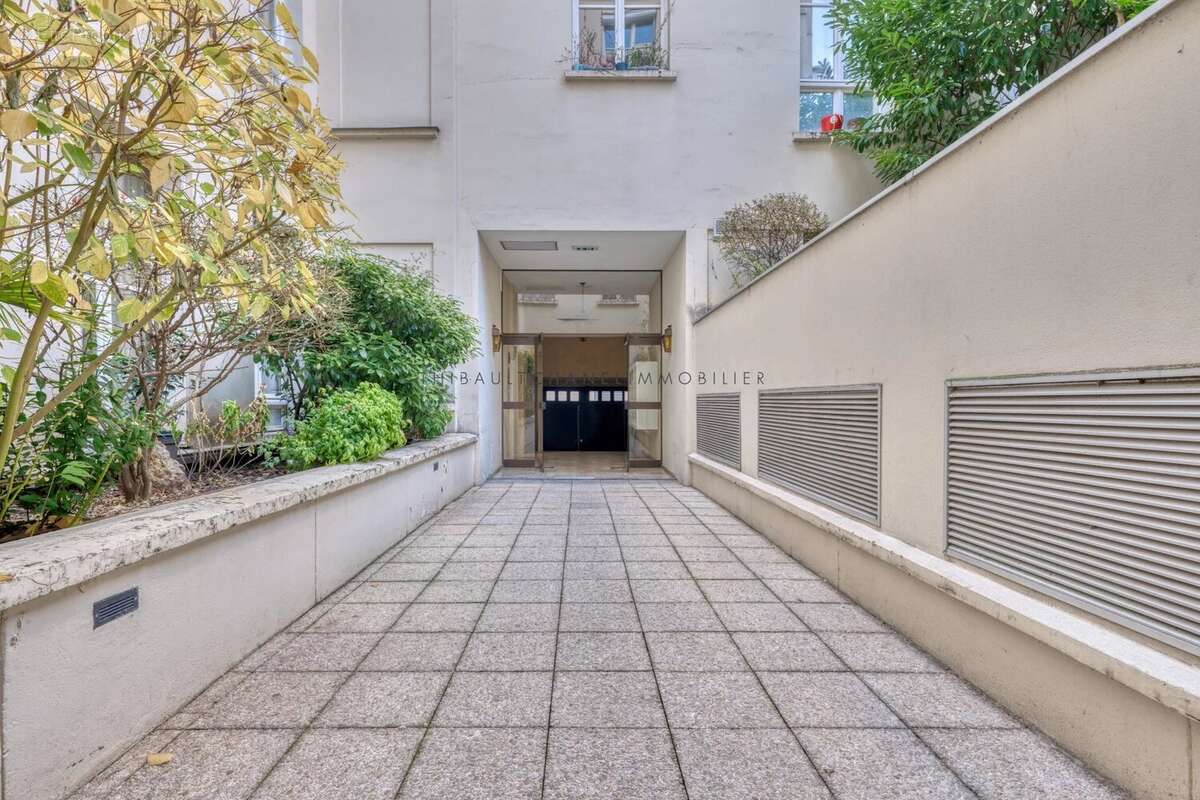 Appartement à PARIS-2E