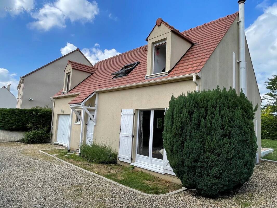 Maison à VILLENOY