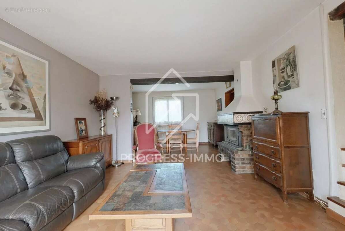 Maison à BRIE-COMTE-ROBERT