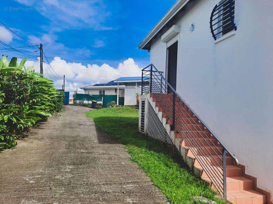 Maison à LE LAMENTIN