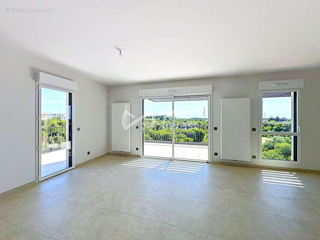 Appartement 94 m² à Saint-Jean-De-Vedas  - photo 7
