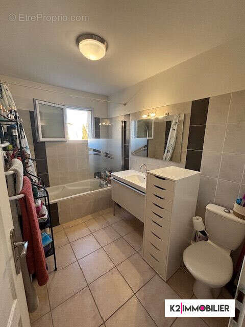 Maison à MONTELIMAR