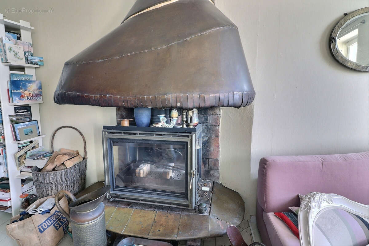 Maison à LE RELECQ-KERHUON