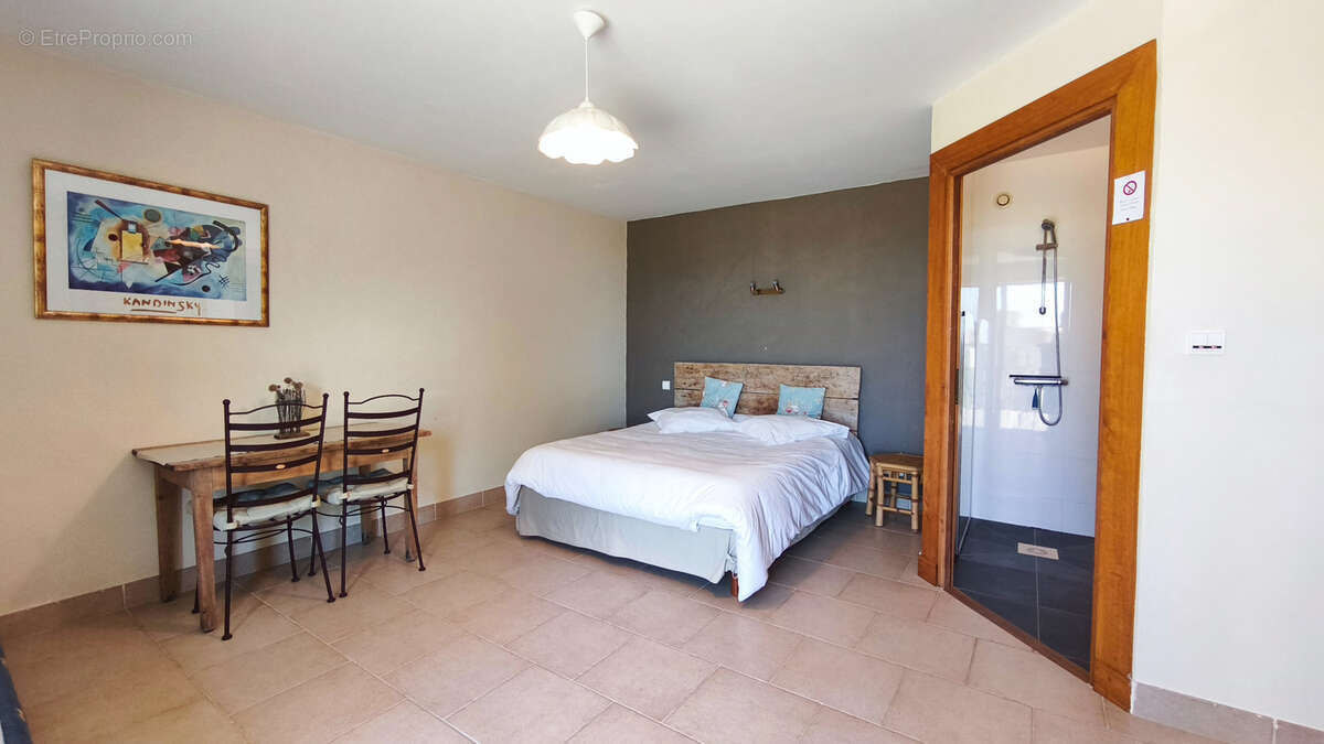 Maison à CAZES-MONDENARD