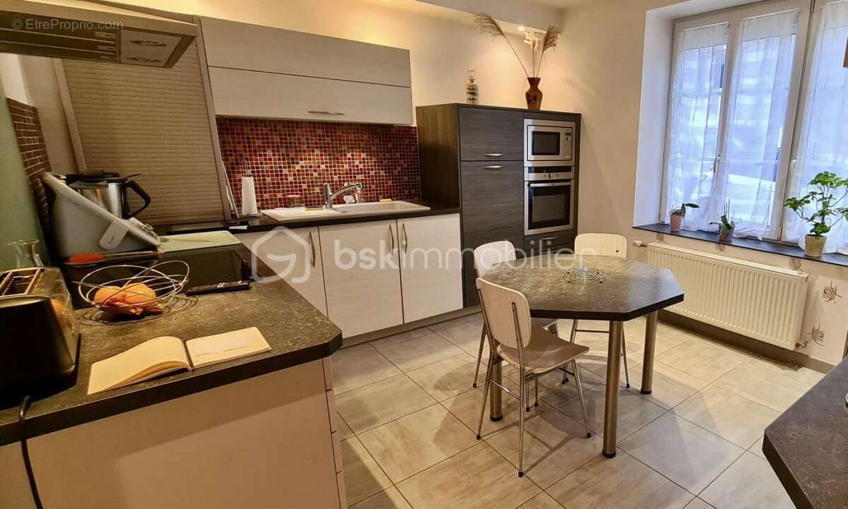 Maison à SAINT-HILAIRE-SAINT-MESMIN